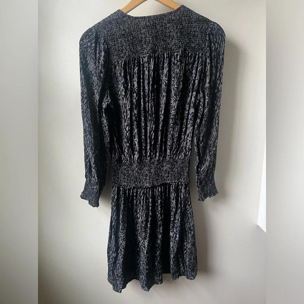 RAILS Zana Charcoal Abstract Animal Print Mini Dress Smocked Mobwife Modern S‎
